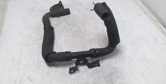 KIA Sorento Engine coolant pipe/hose