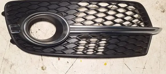 Audi Q5 SQ5 Front fog light trim/grill 8R0807681R