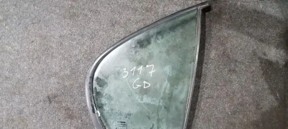 Nissan Primera Rear vent window glass 