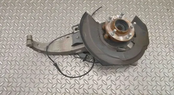 Infiniti Q50 Front wheel hub