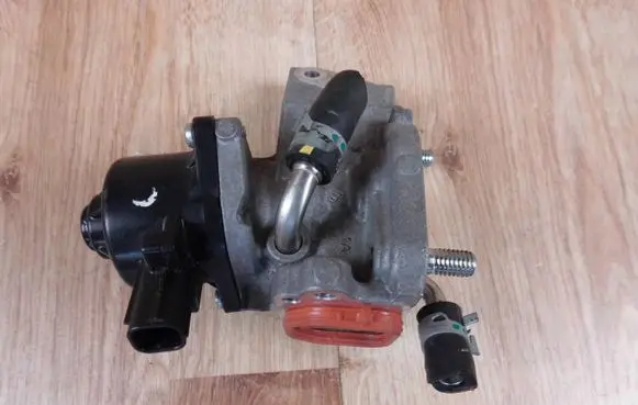 Toyota RAV 4 (XA50) EGR valve 2562024050