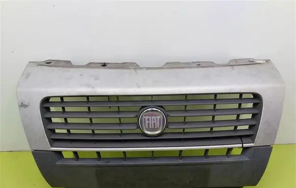 Fiat Ducato Front bumper upper radiator grill LS387229