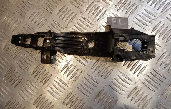 Front door exterior handle/bracket