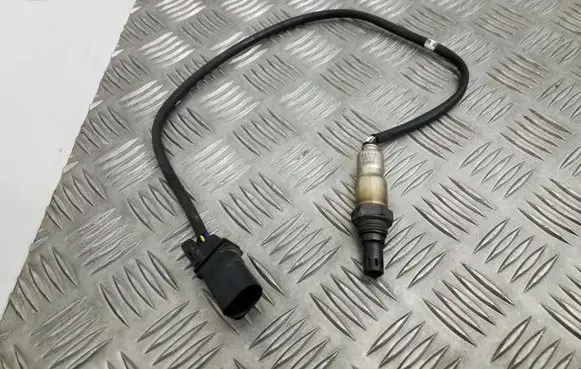 Volkswagen Golf Plus Lambda probe sensor 03L906262A 341