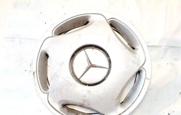 Mercedes-Benz E W210 R15 wheel hub/cap/trim a2104010124