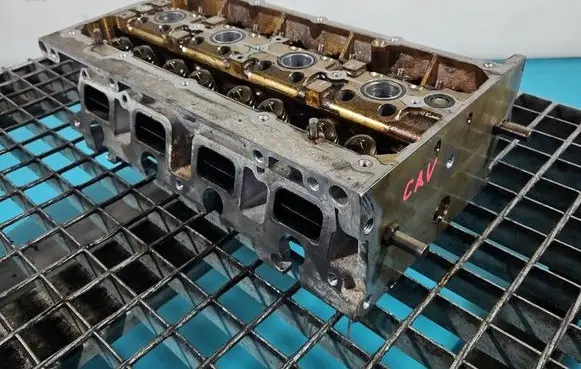 Volkswagen Tiguan Engine head 03C103358AK IMPRK1581757