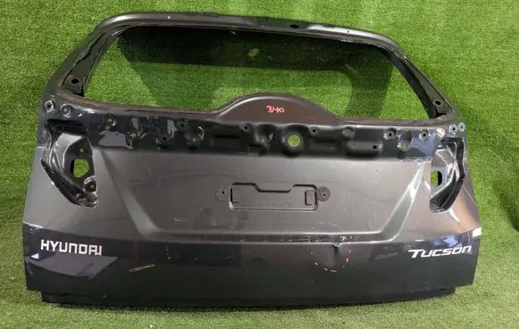 Hyundai Tucson IV NX4 Truck tailgate