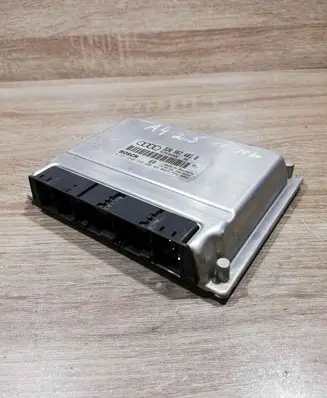 Audi A6 S6 C5 4B Engine control unit/module ECU 8D0907401Q 0281010159
