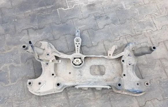 Skoda Superb B6 (3T) Front axle beam 