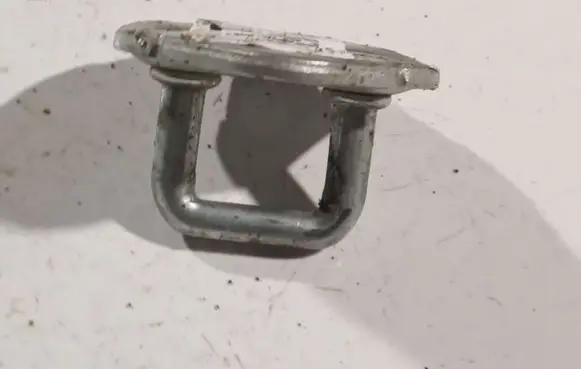 Toyota Corolla Verso AR10 Rear door lock loop/hook striker 