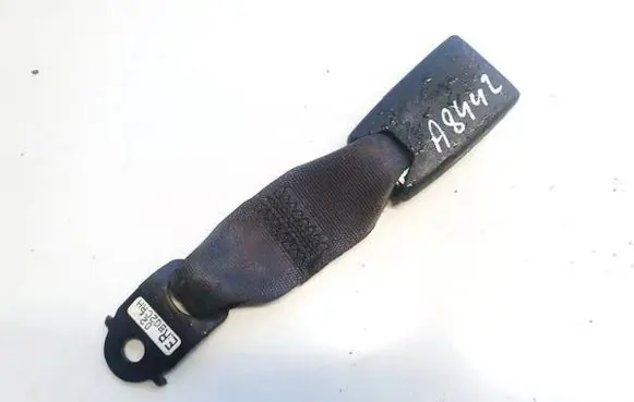 Mazda 323 Rear seatbelt buckle 970327ce