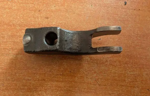 Opel Meriva A Fuel Injector clamp holder 