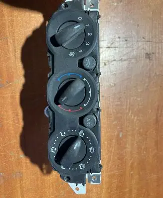 Ford Focus Climate control unit 7M5T19980AB