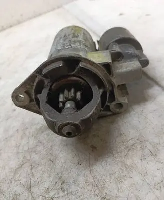 Opel Vectra B Starter motor 1005021700