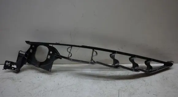 BMW X5M E70 Fender mounting bracket 7157989