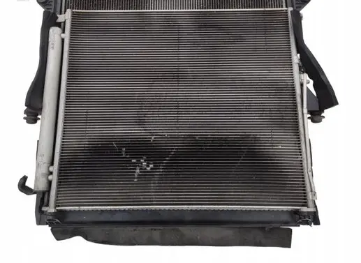 Ford Ranger Radiator set AB39-19710-AA