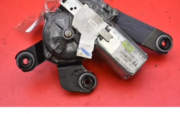 Peugeot 307 Rear window wiper motor 9637158790