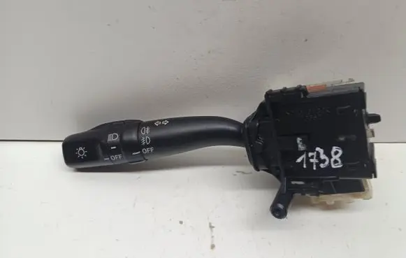 Toyota Avensis T250 Indicator stalk 173650