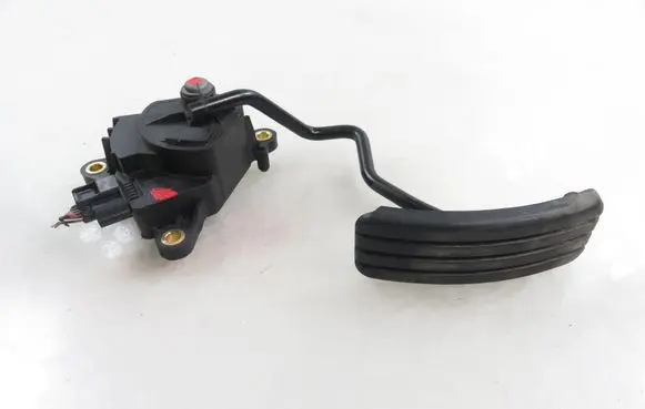 Renault Modus Accelerator throttle pedal 8200139322