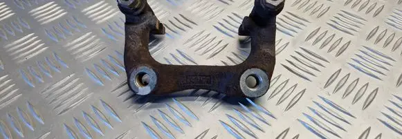 Volkswagen Golf VI Brake caliper pad carrier rear 