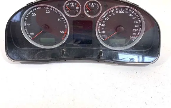 Volkswagen PASSAT B5.5 Speedometer (instrument cluster) 3B0920849A