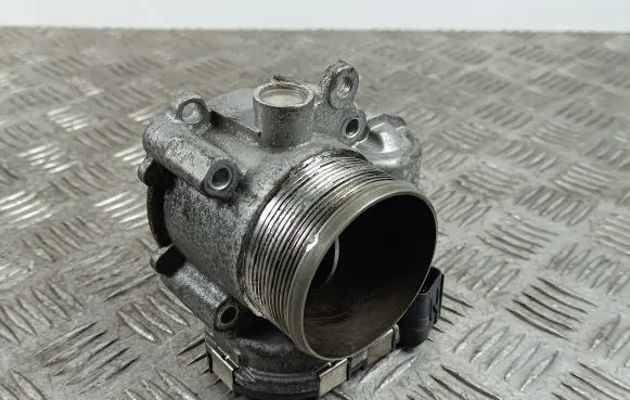 KIA Sorento Throttle valve G4D39F991AA