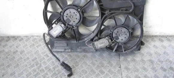 Volvo V70 Electric radiator cooling fan 31200375
