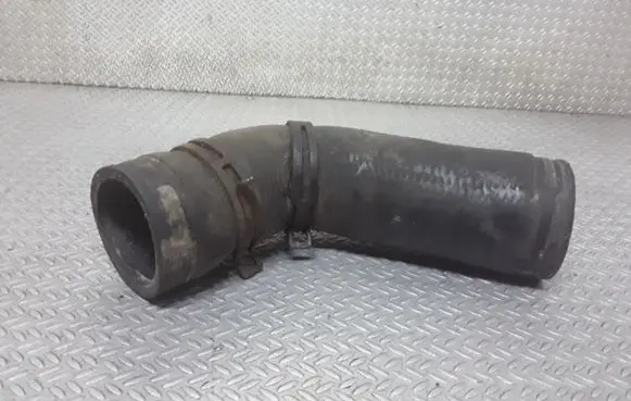 Seat Ibiza III (6L) Intercooler hose/pipe
