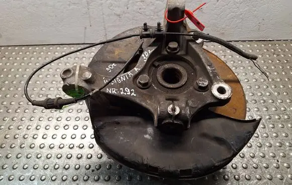 Opel Insignia A Front wheel hub spindle knuckle S25056292