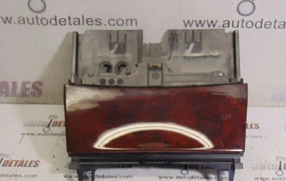 Mercedes-Benz C W204 Ashtray (front) A2046801350