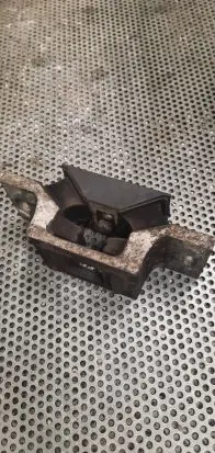 Renault Master III Gearbox mount