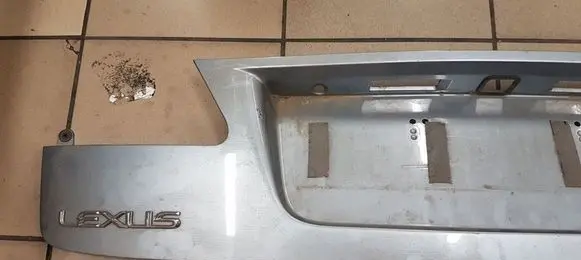 Lexus IS 220D-250-350 Trunk door license plate light bar 768015303040