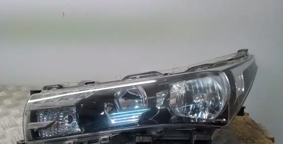Toyota Corolla E160 E170 Headlight/headlamp 8115002E7100