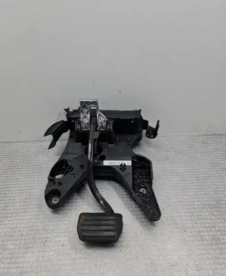 Porsche Cayenne (92A) Brake pedal 7P0723117B 7P0723031AD 0076028