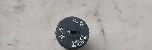 BMW 3 F30 F35 F31 Passenger airbag on/off switch 9196886