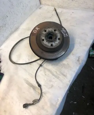 Audi Q7 4L Rear wheel hub