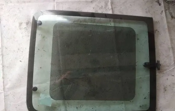 Citroen Berlingo Rear door window glass as2