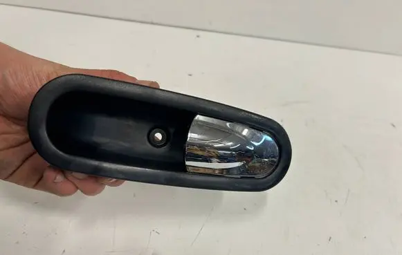 Ligier JS 50 Front door interior handle 08.1.812