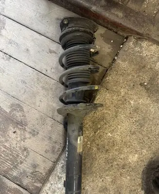 Seat Ateca Front shock absorber/damper 5Q3413031G
