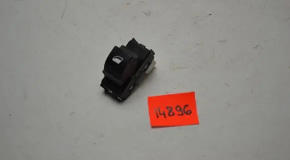 Peugeot Expert Electric window control switch 96762292ZD