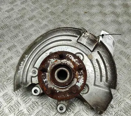 Jaguar XJ X350 Rear wheel hub 13758092
