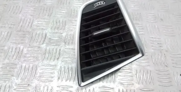 Audi Q5 SQ5 Dashboard side air vent grill/cover trim 8R2820901F