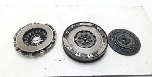BMW 1 F20 F21 Clutch set kit 415047710 323078710