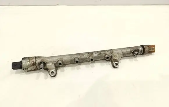 Audi A3 S3 8P Fuel main line pipe 