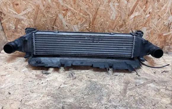 Mercedes-Benz C W204 Intercooler radiator A2045000100 2045000100