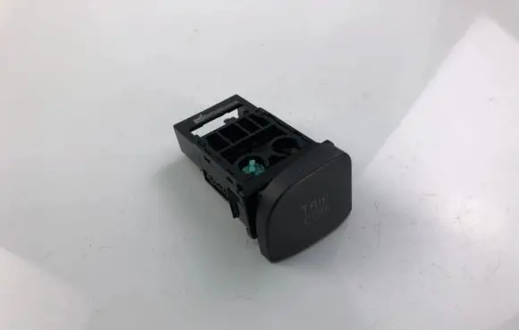 Hyundai Elantra Head unit multimedia control 123456