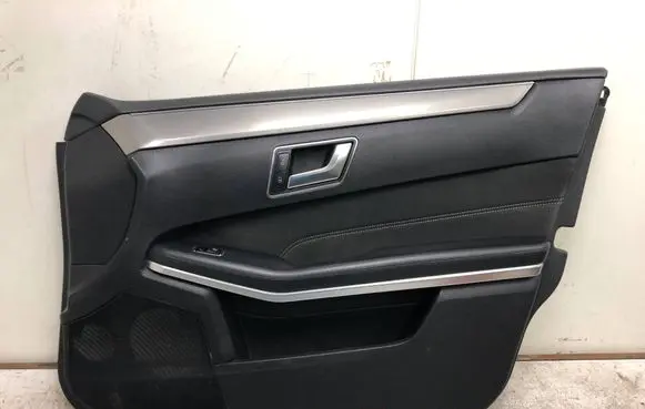 Mercedes-Benz E W212 Front door card panel trim
