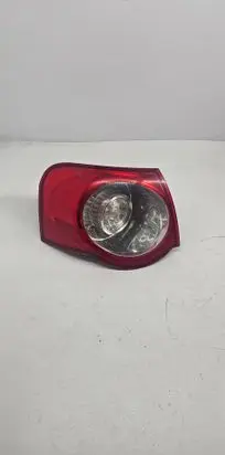 Volkswagen PASSAT B6 Rear/tail lights 3C9945095B