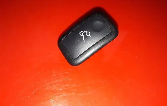 Mercedes-Benz C W204 Tailgate opening switch A2048707051 03152610