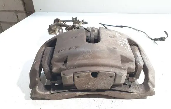 BMW 5 GT F07 Front brake caliper 6036